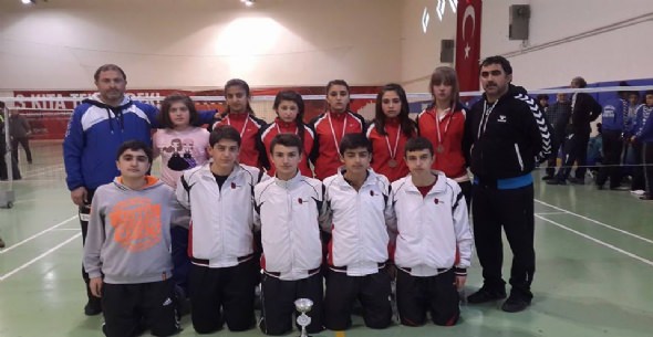 ERZİNCAN SPOR LİSESİ TÜRKİYE 3.SÜ OLDU